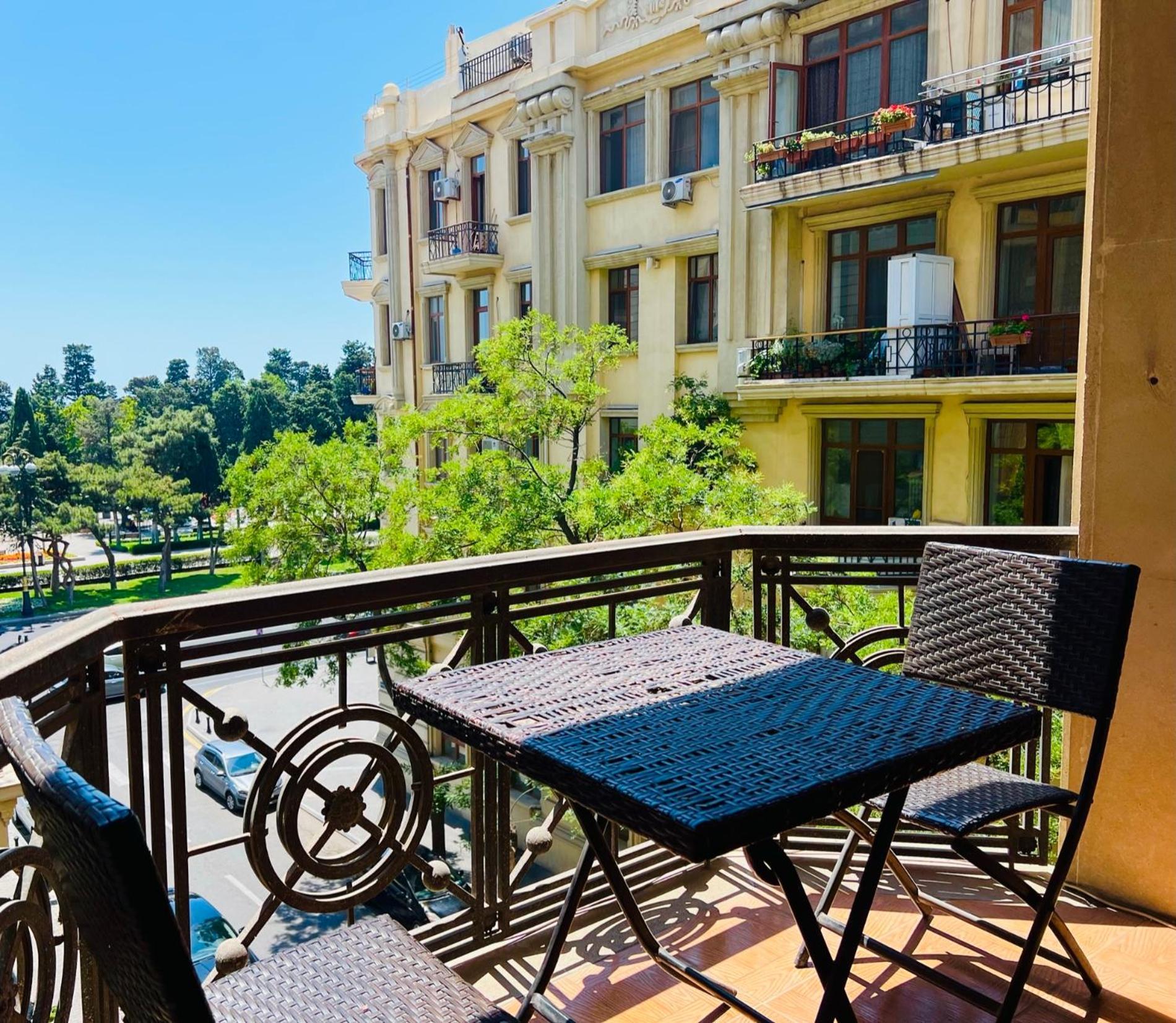 באקו Promenade 2 Bdr Apartment מראה חיצוני תמונה